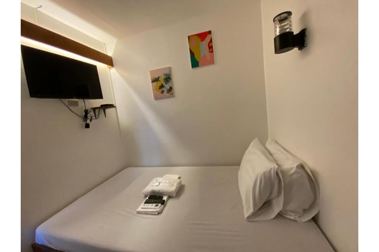 Hotel E Relaxed Haven Transient House Pasay Esterno foto